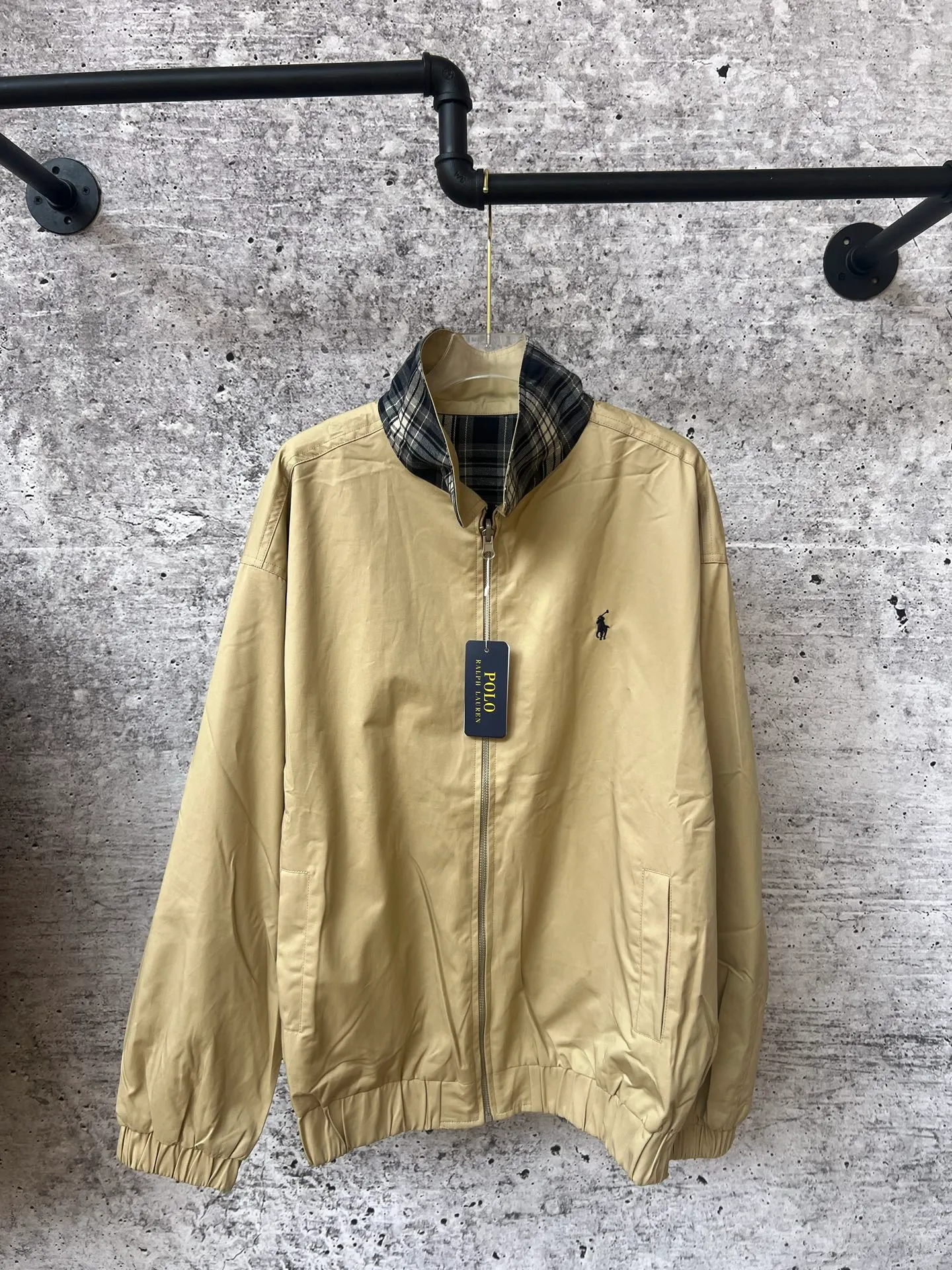 P390 Ralph Lauren autumn reversible jacket for men and women at the same price, reversible, one side is pure cotton woven, the inner plaid pattern, embroidery on both sides, and the craftsmanship details are restored